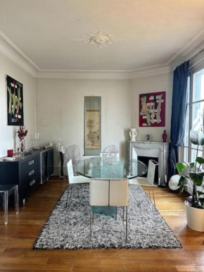 Élégant Appartement Artistique, Versailles